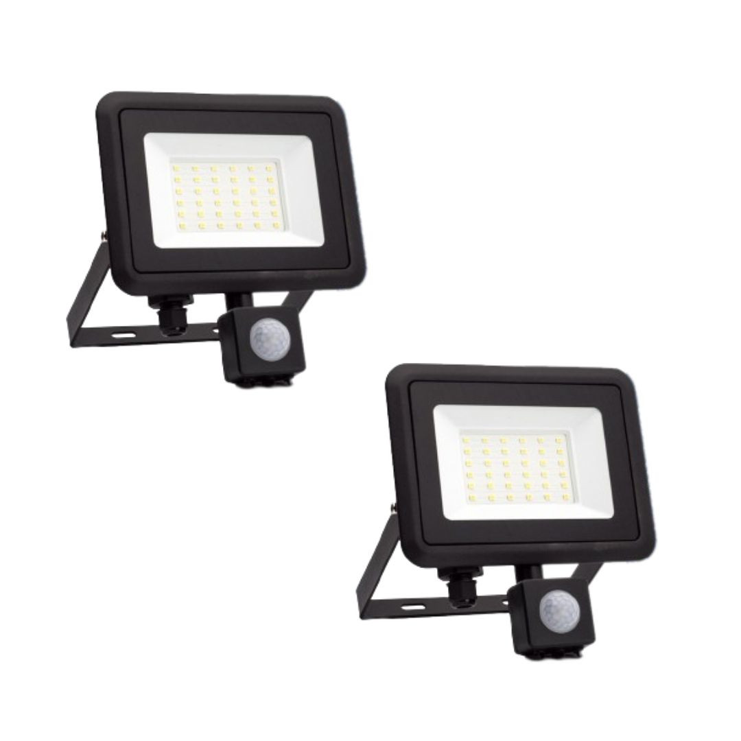2x LED reflektor 30W 2550lm 4000K s PIR senzorjem gibanja IP65 z vododtesnim konektorjem