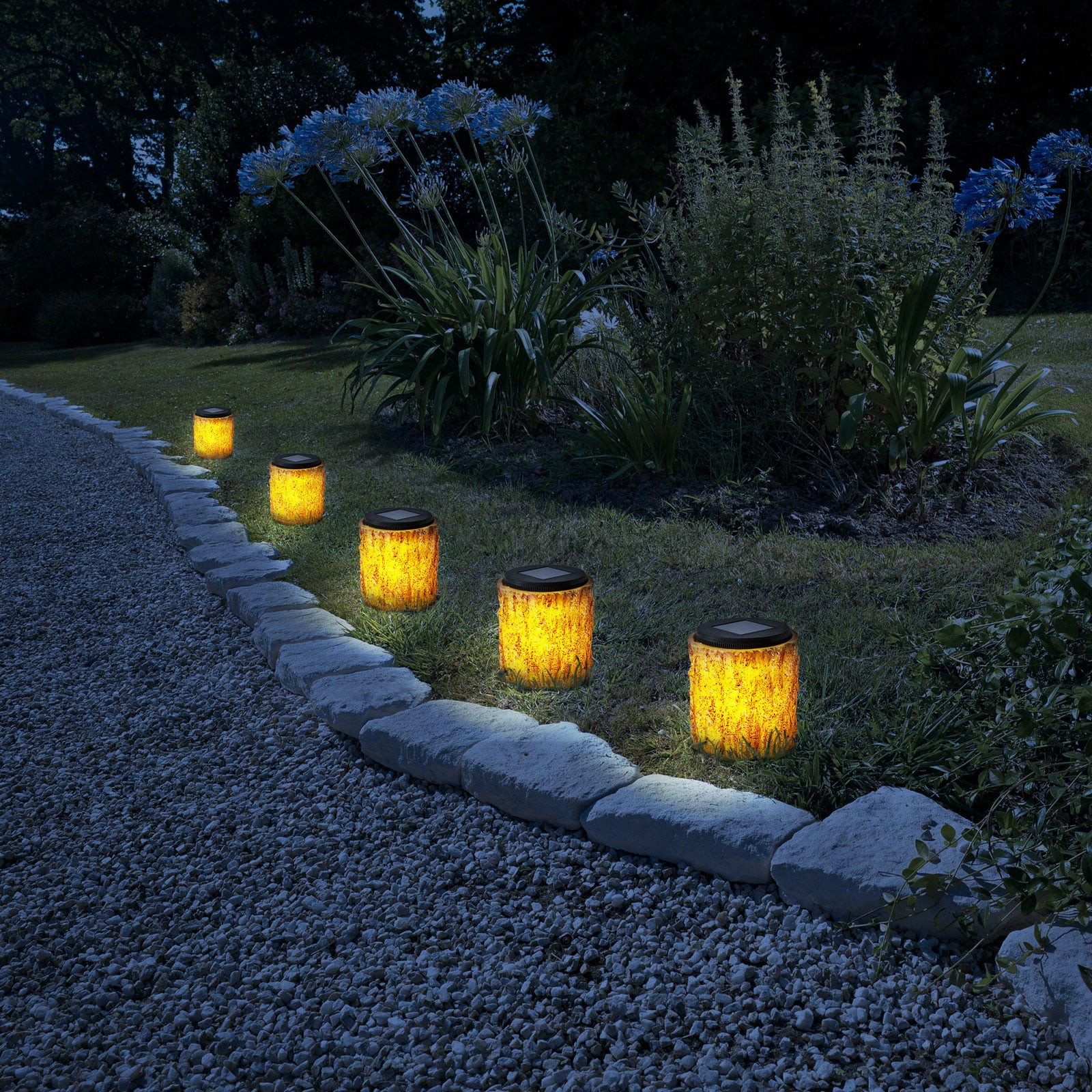 Solarna svetilka v obliki debla s toplo belo LED diodo 10 x 11 cm