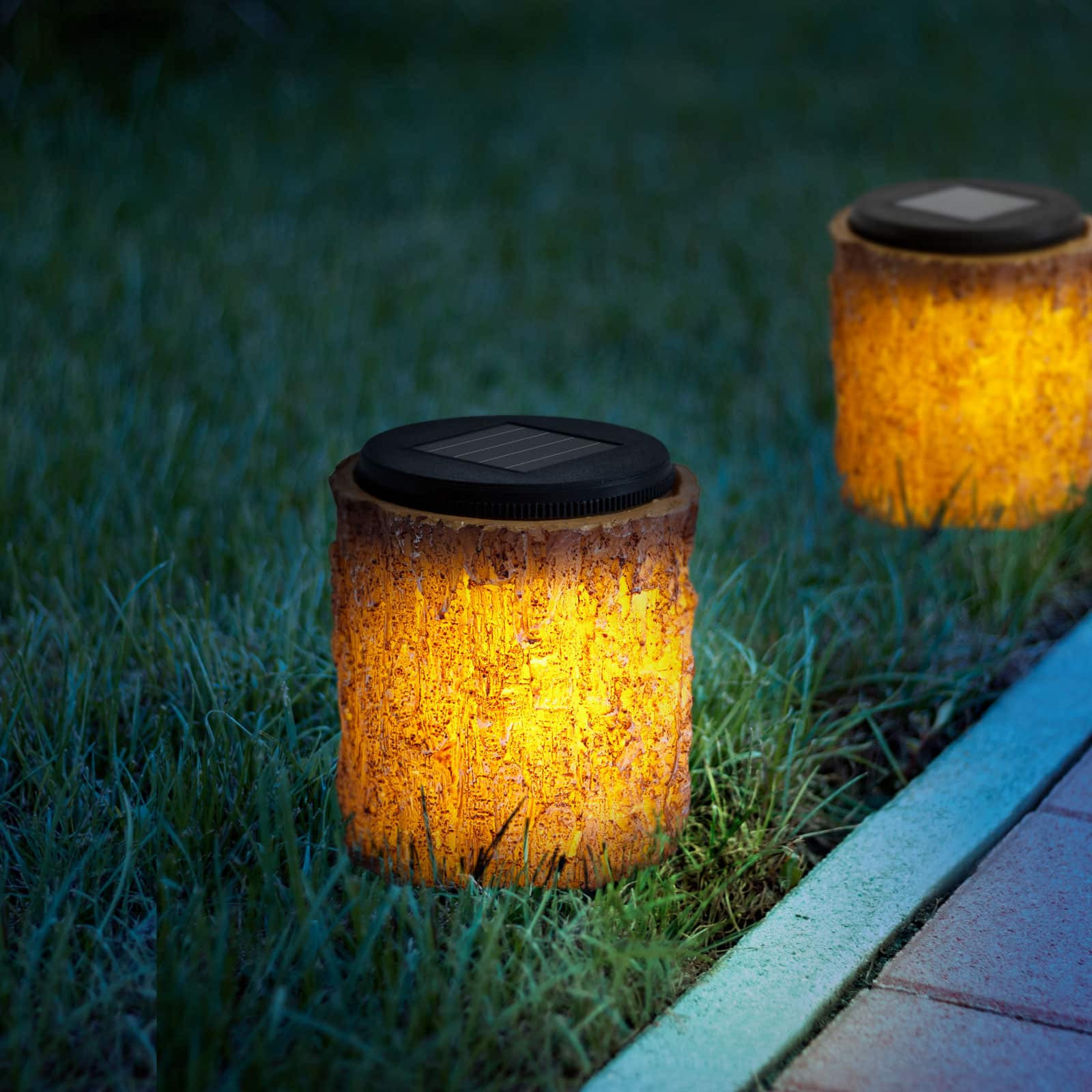 Solarna svetilka v obliki debla s toplo belo LED diodo 10 x 11 cm