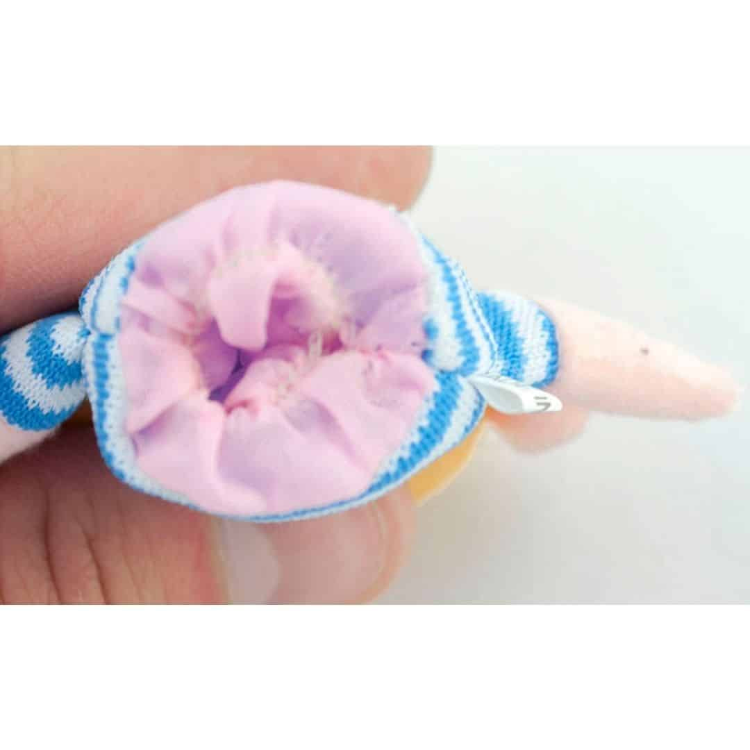 Set 6 naprstnih plišastih lutk družina - oče, mama, babica, dedek, hči, sin