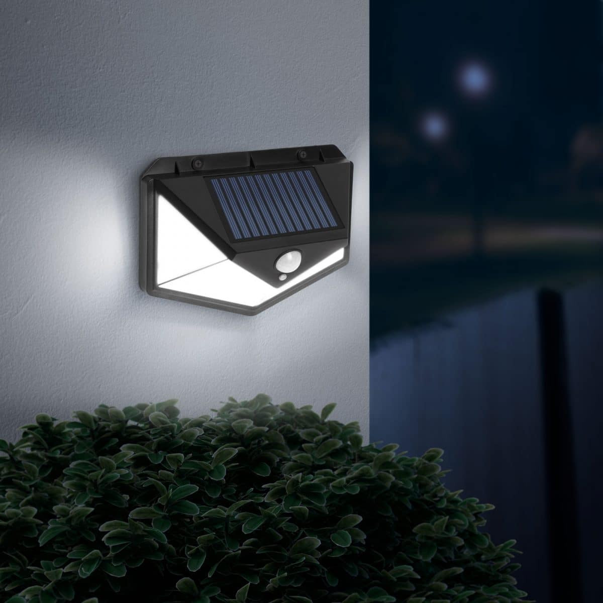 Stenska LED solarna svetilka 136 LED 5W 260lm s senzorjem gibanja in mraka 3 načini delovanja