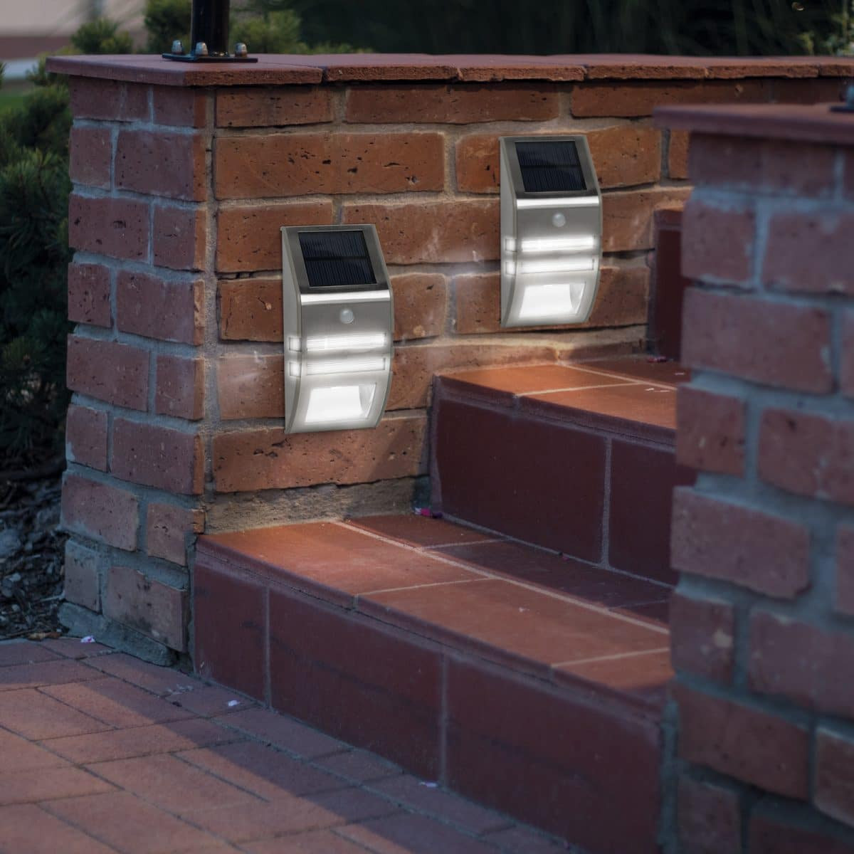 LED solarna stenska svetilka s senzorjem gibanja - hladno bela - INOX - 170 x 78 mm