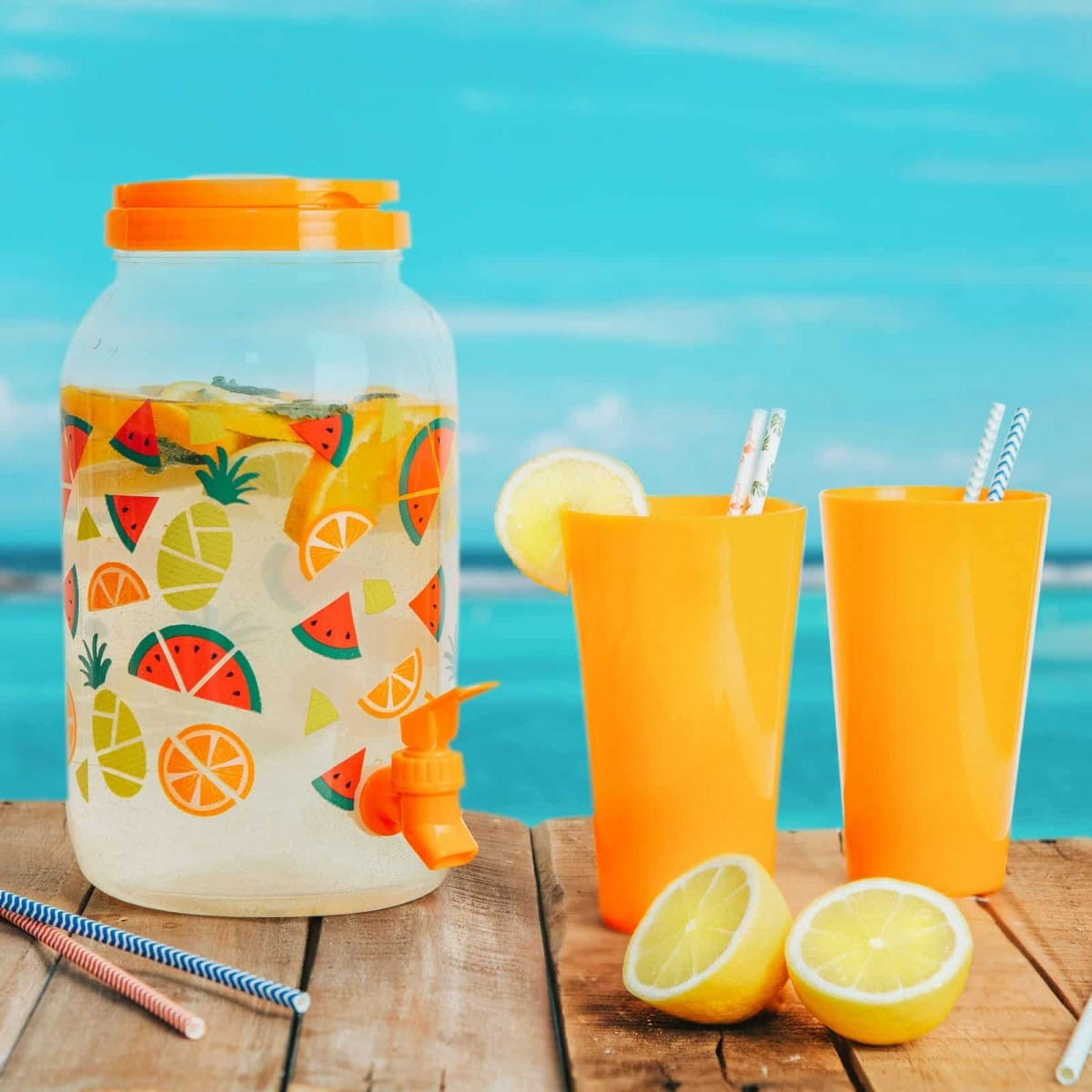 Dispenzer za pijačo s pipo in plastičnimi skodelicami - 3,8 l - oranžen