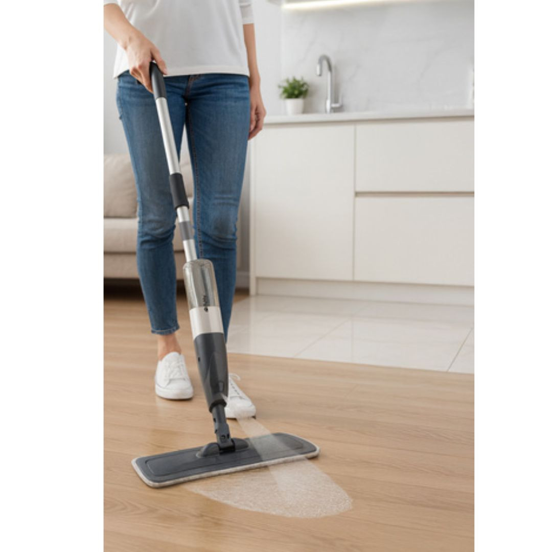 Brisalec tal z razpršilnikom in krpo iz mirkovlaken Spray Mop