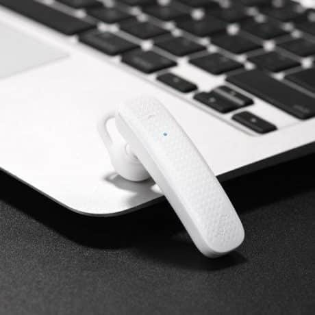 Univerzalna bluetooth slušalka za prostoročno telefoniranje HOCO bela