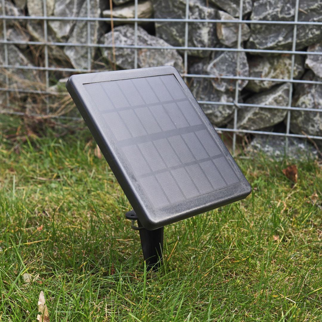 2x spot kovinska solarna svetilka 2x3W 3000K z ločenim solarnim panelom z 2m kabla IP65