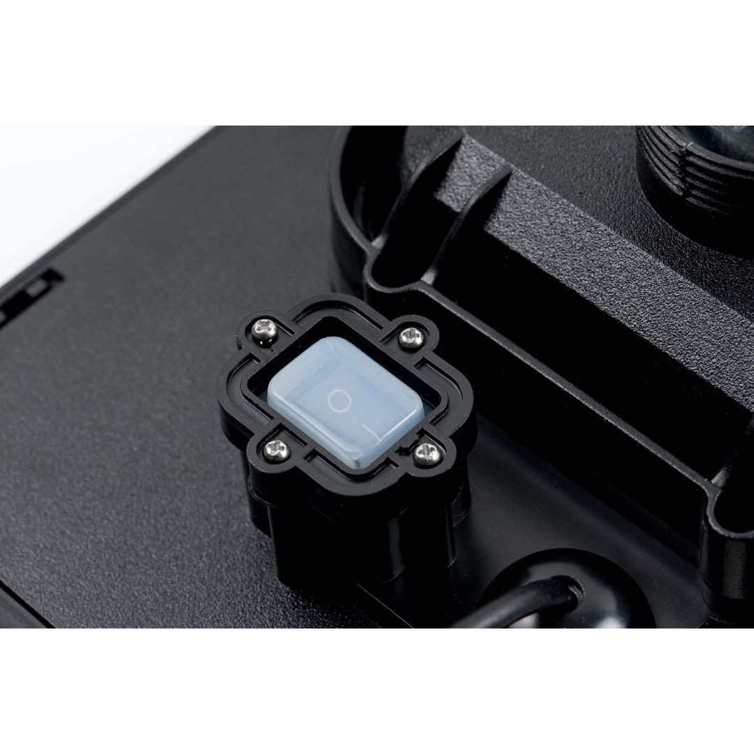 Kakovostni solarni reflektor 500lm s senzorjem gibanja 30 LED